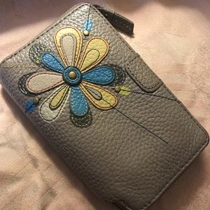 Fossil wallet